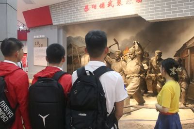 襄阳汽车职业技术学院 构建“五维”教学体系，融创“立体”思政课堂